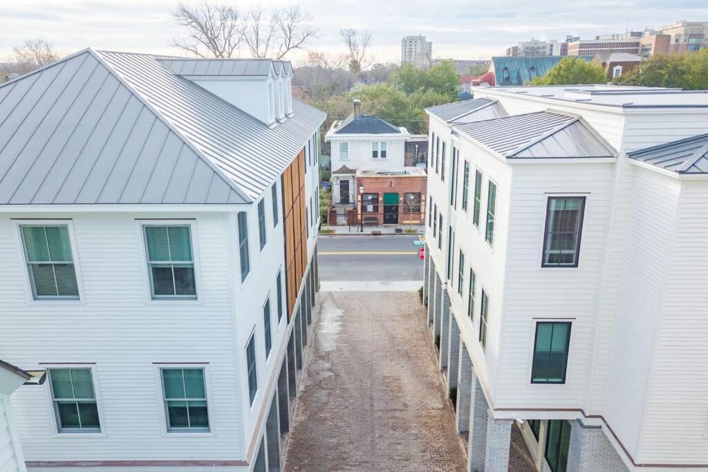 The Santee Suite At 122 Spring Charleston Exterior photo